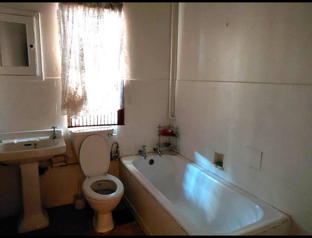 3 BEDROOM HOUSE FOR SALE IN KENSINGTON